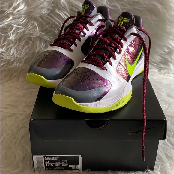 kobe v protro chaos price